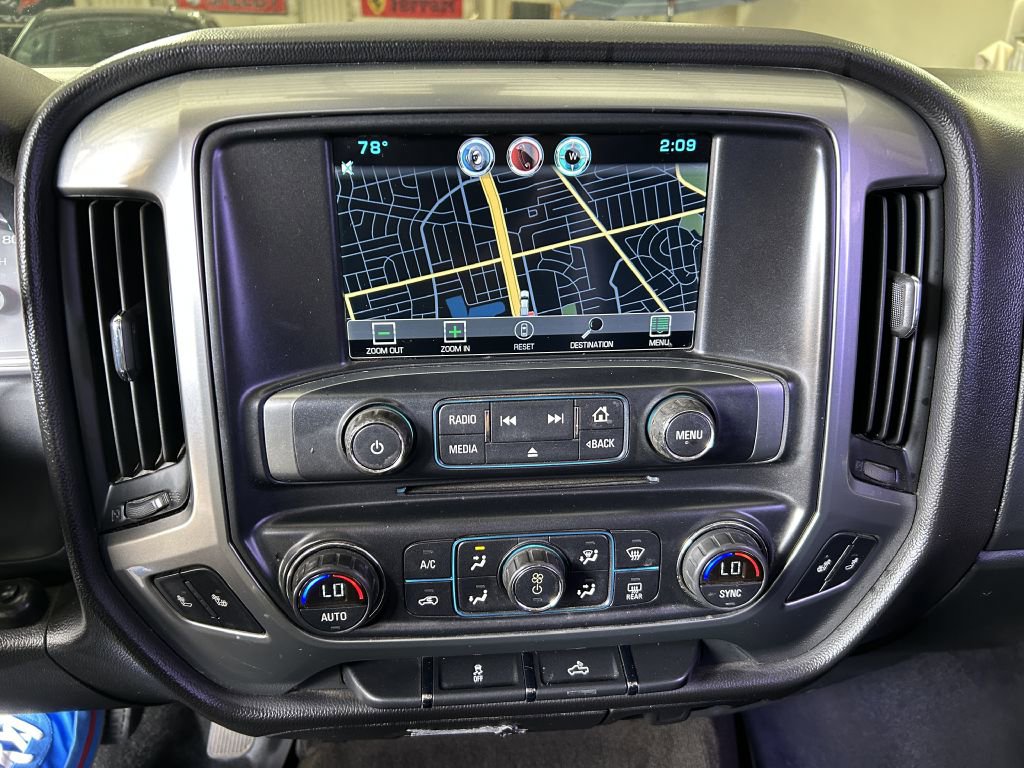 Used 2015 Chevrolet Silverado 1500 LT w/ LT Convenience Package AWD/4WD image 7