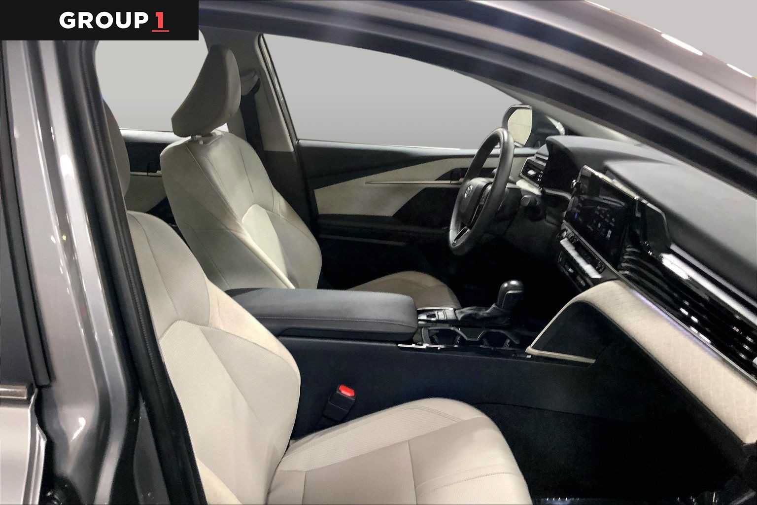 Certified 2025 Toyota Camry XLE AWD/4WD image 9
