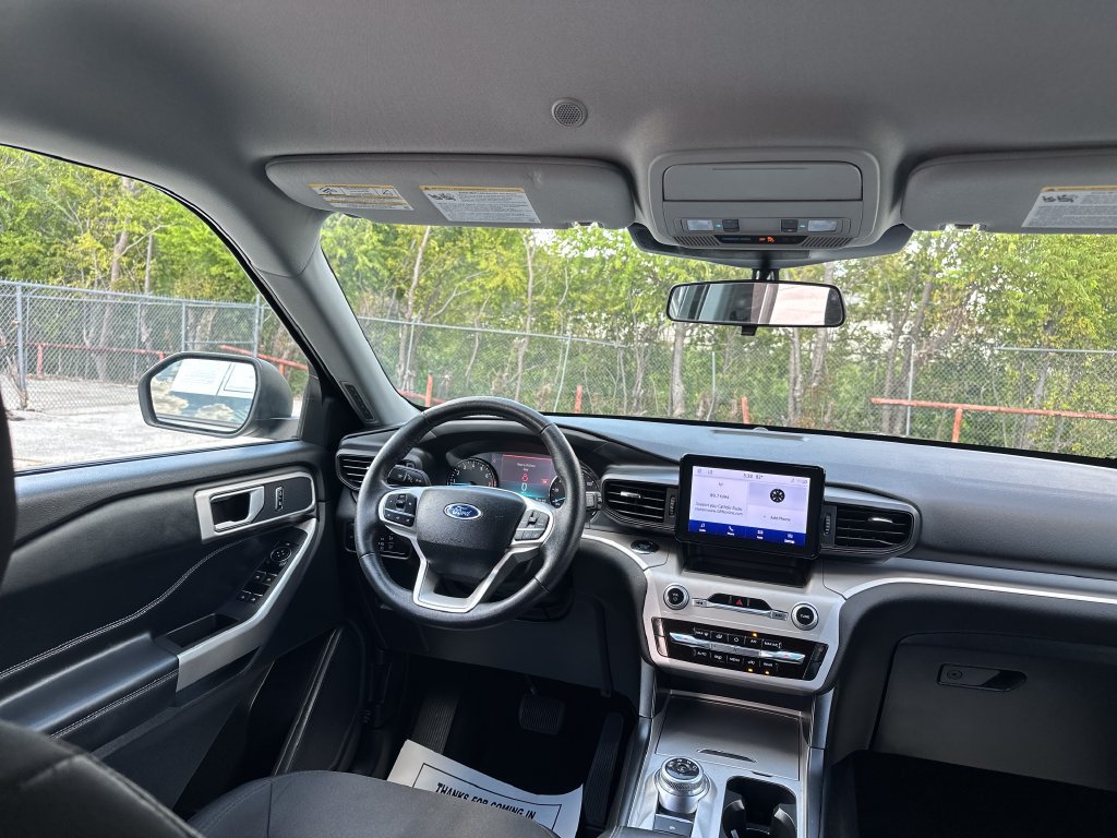 Used 2023 Ford Explorer XLT RWD image 20