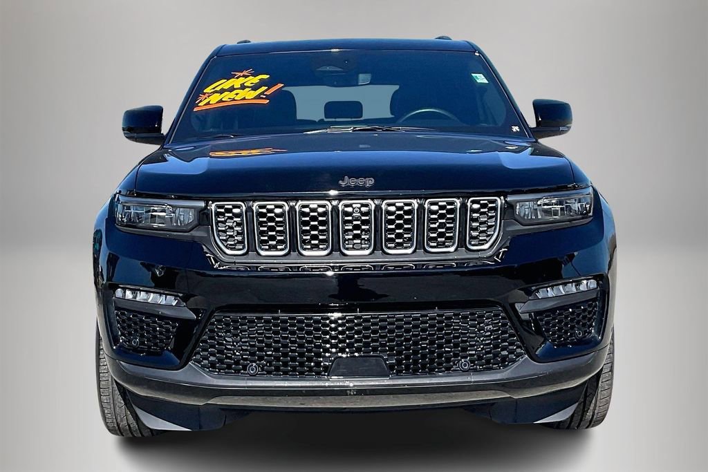 Used 2022 Jeep Grand Cherokee Summit w/ Luxury Tech Group V image 3