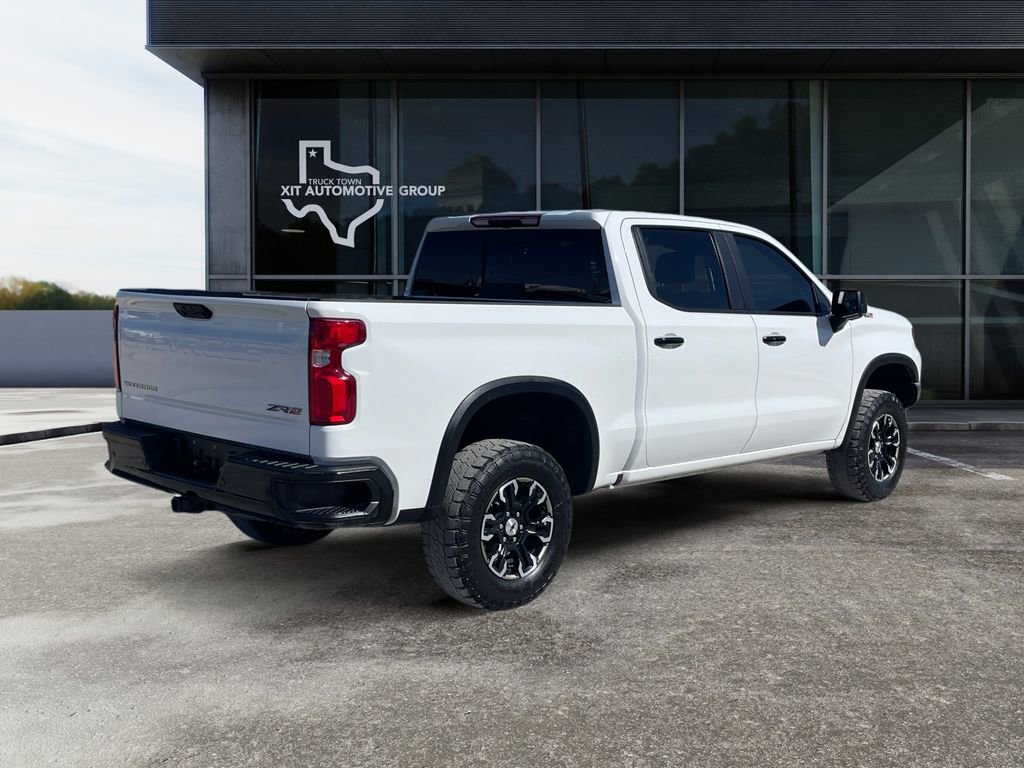 Used 2024 Chevrolet Silverado 1500 ZR2 image 3