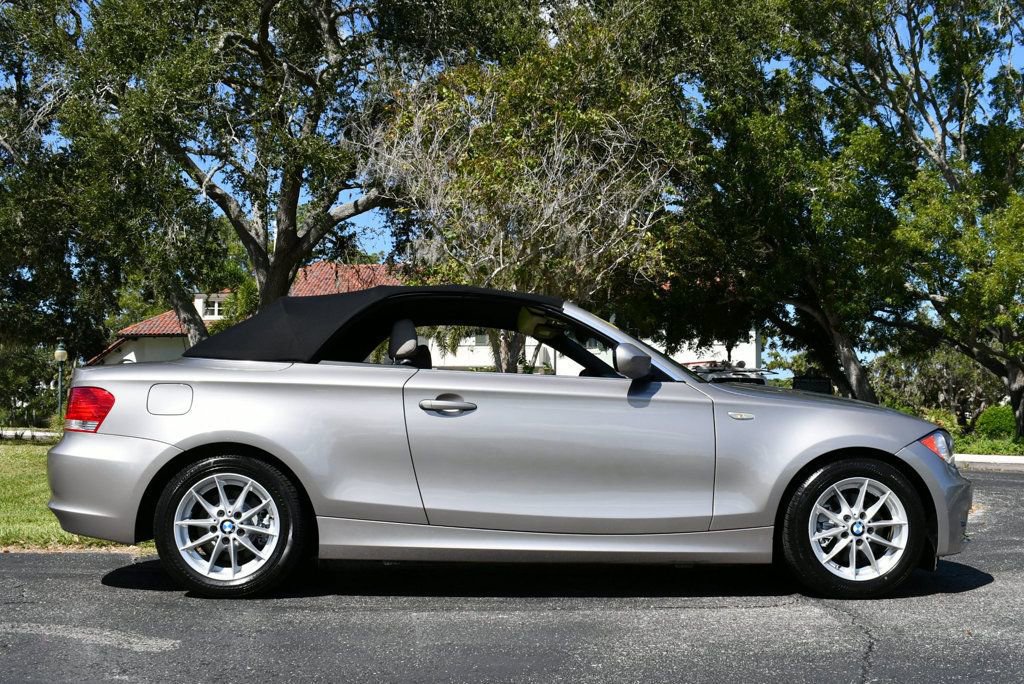 Used 2011 BMW 128i Convertible image 46