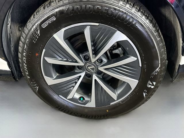 Used 2023 Lexus RZ 450e Premium w/ Technology Package AWD/4WD image 29