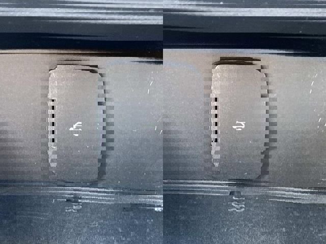 Used 2023 Ford Bronco Wildtrak image 28