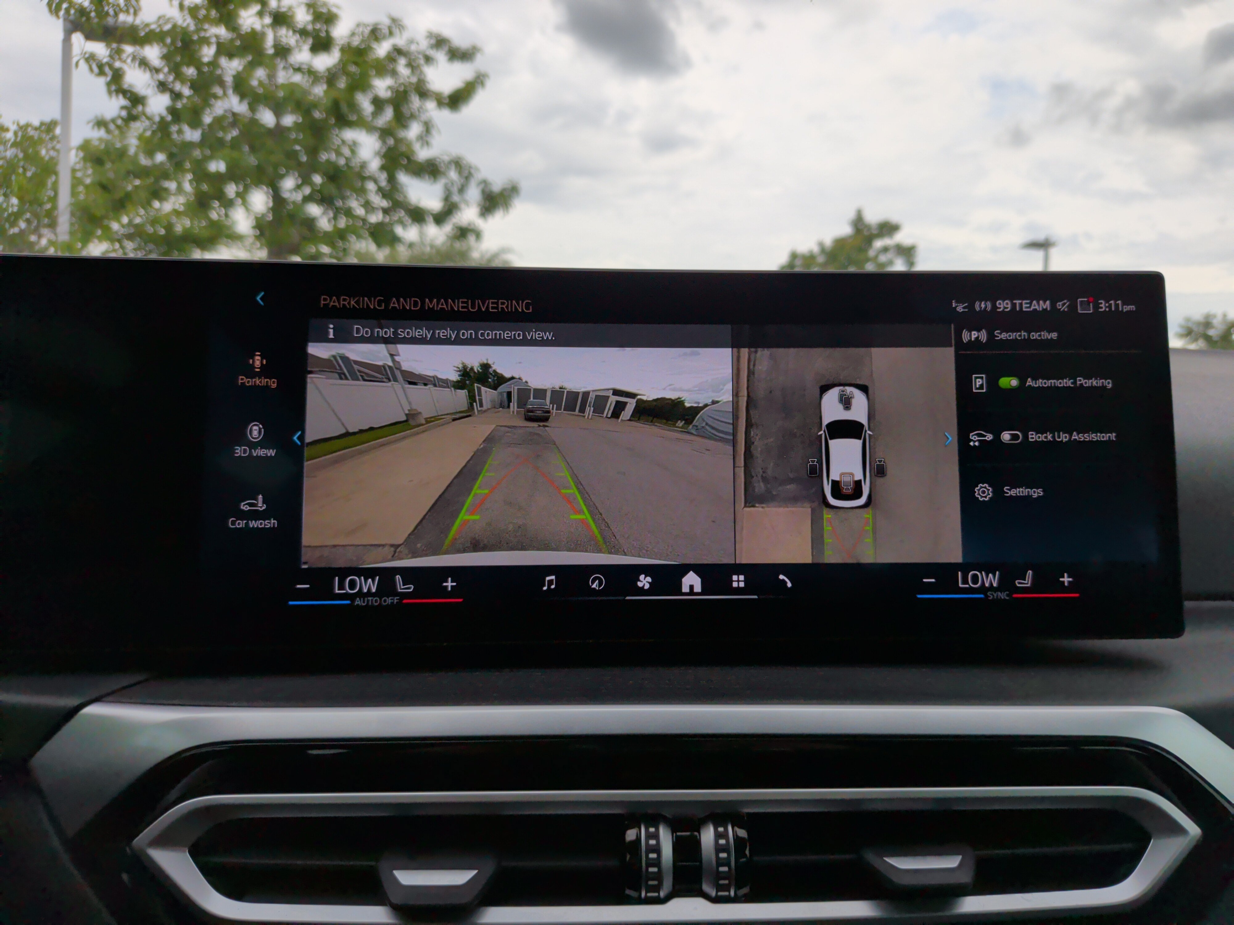 Certified 2024 BMW i4 eDrive35 w/ Premium Package RWD image 18