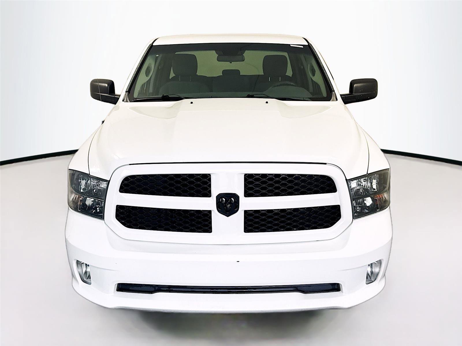 Used 2018 RAM 1500 Express RWD image 19