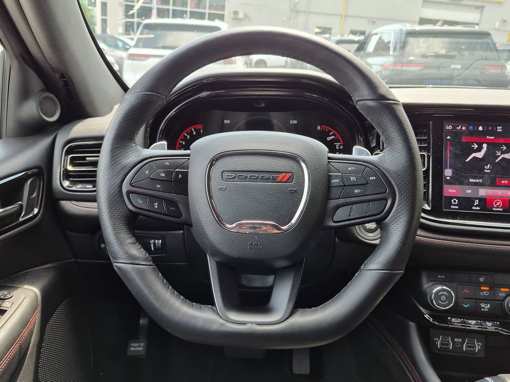 Used 2025 Dodge Durango GT AWD/4WD image 15
