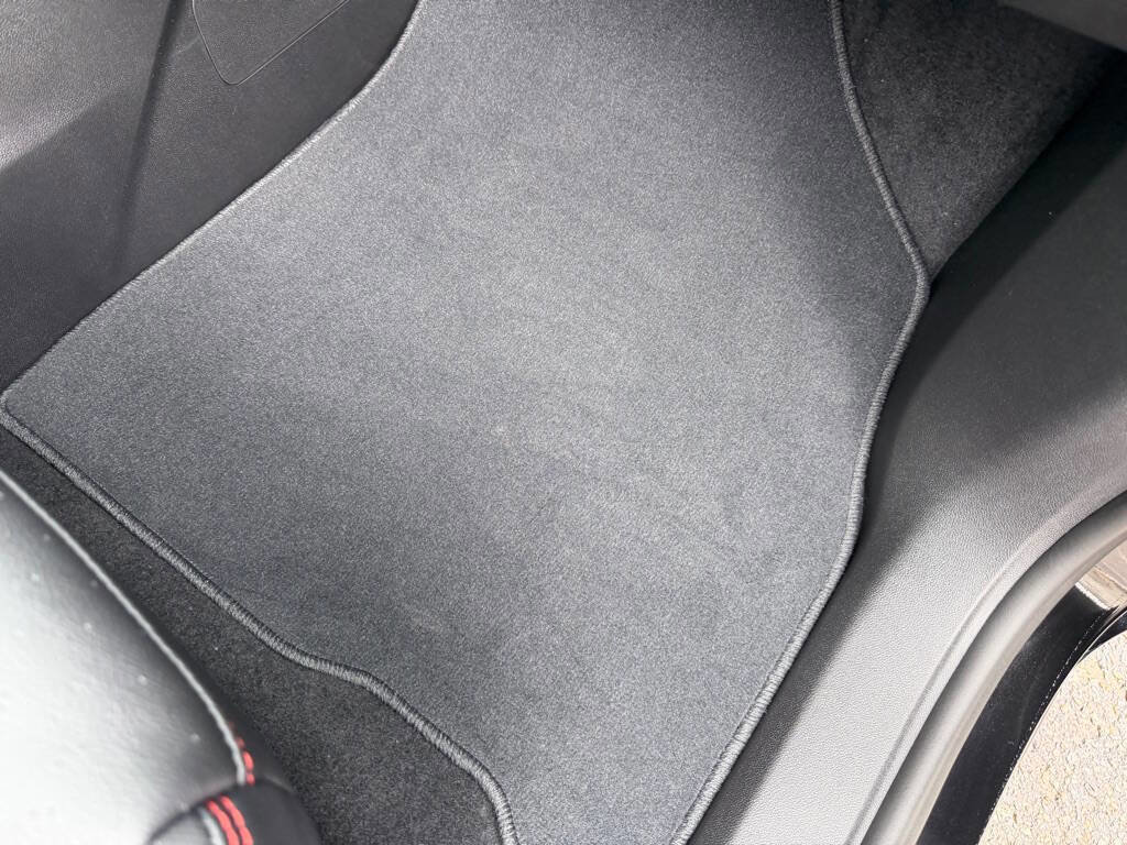 Used 2026 Chevrolet Traverse RS image 69