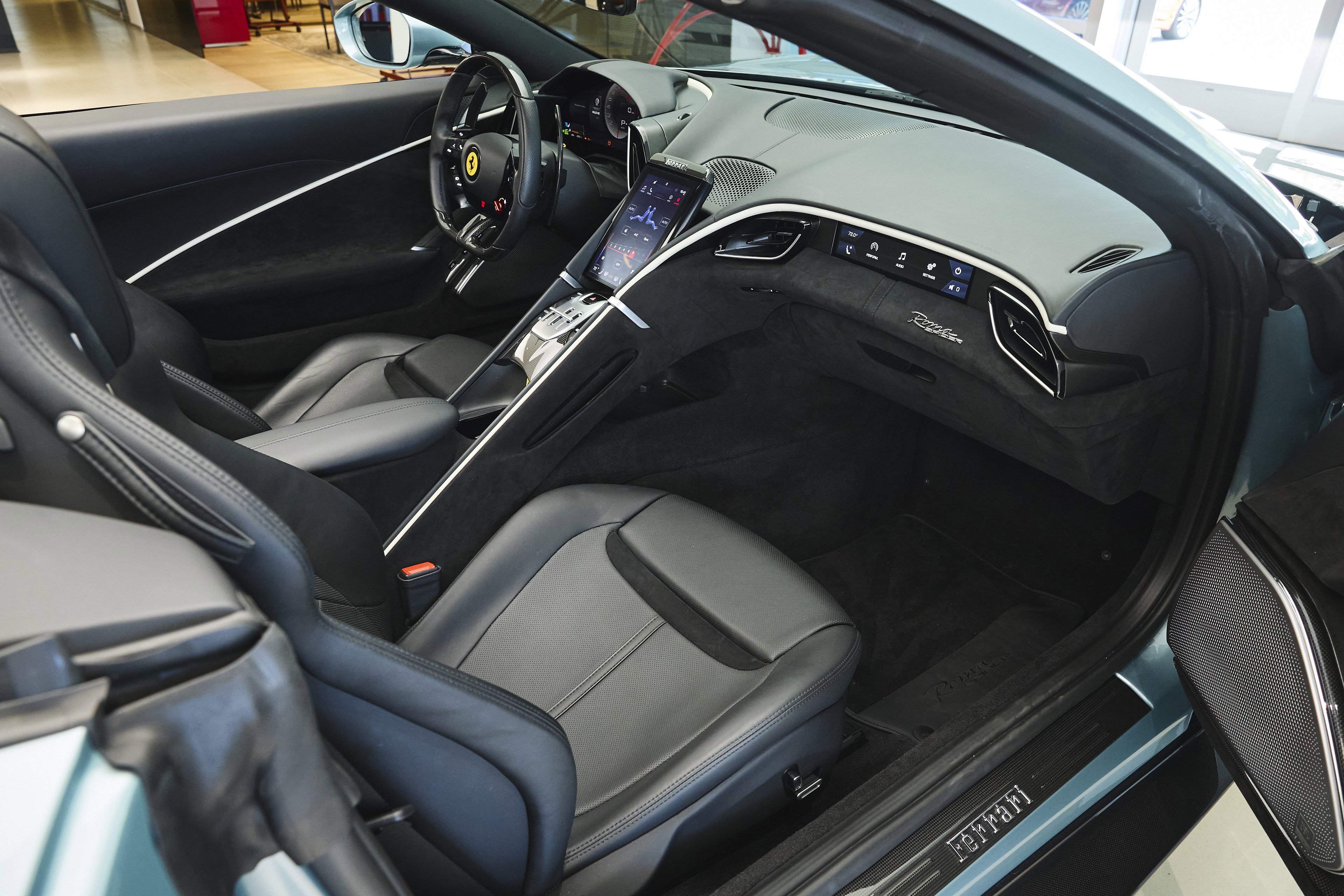 Used 2024 Ferrari Roma Spider RWD image 48