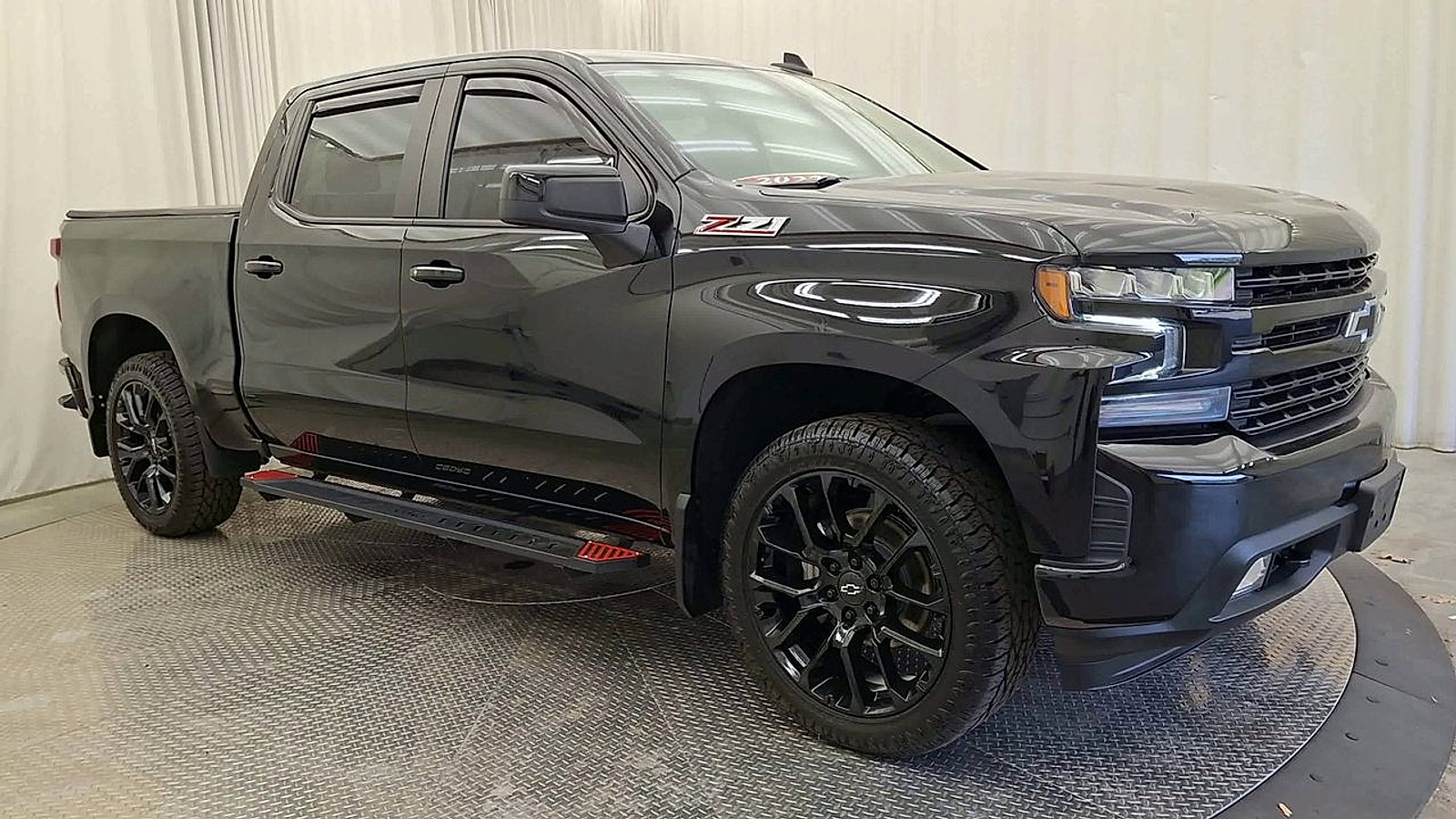 Used 2022 Chevrolet Silverado 1500 RST AWD/4WD image 5