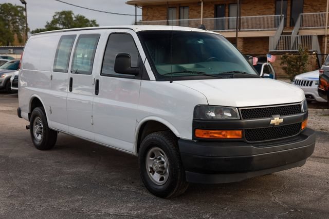Used 2021 Chevrolet Express 2500 w/ Driver Convenience Package image 18