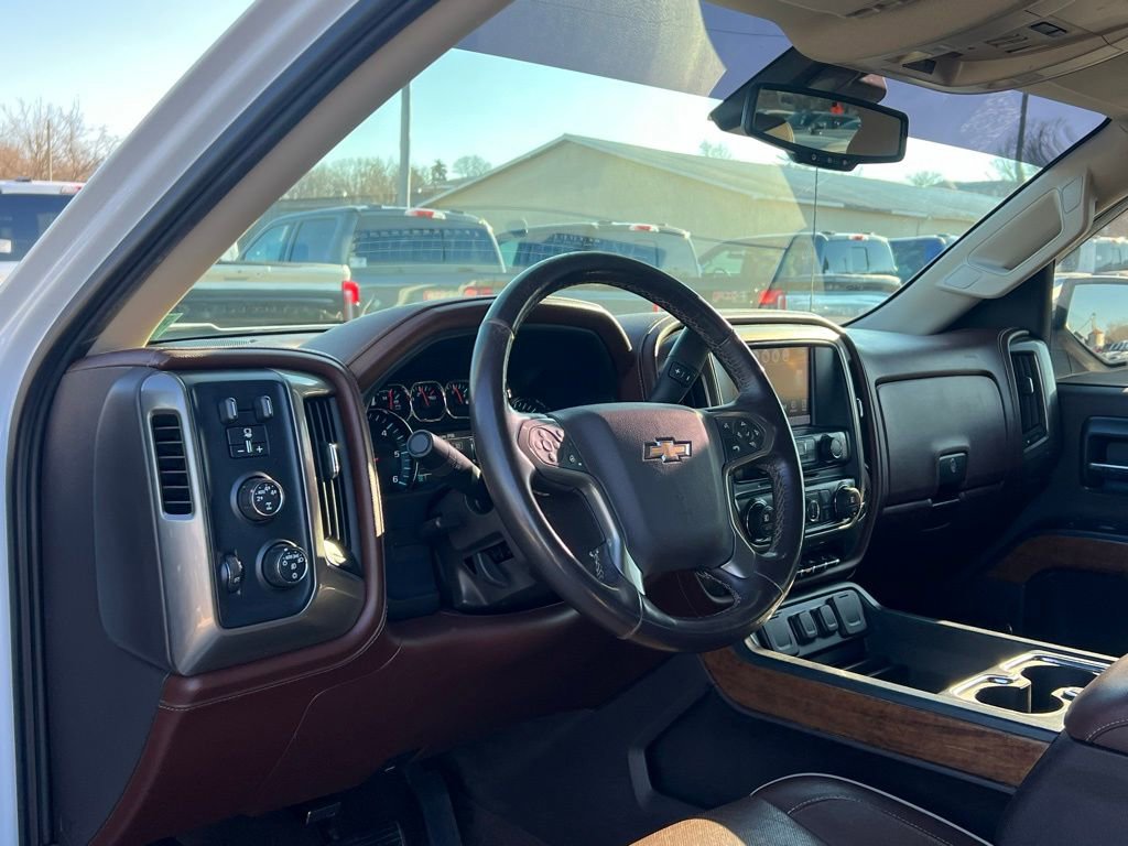 Used 2016 Chevrolet Silverado 1500 High Country w/ High Country Premium Package image 12