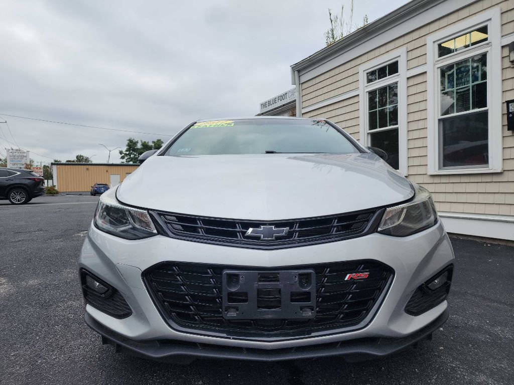 Used 2017 Chevrolet Cruze LT w/ Convenience Package image 3