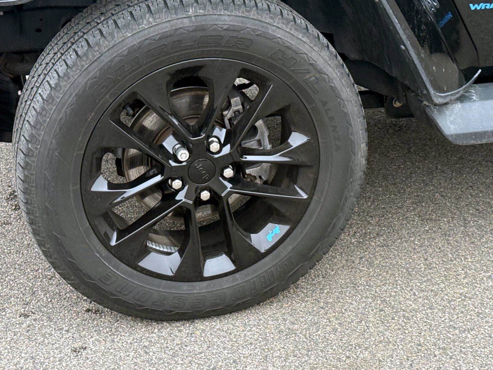 Used 2023 Jeep Wrangler Unlimited Sahara w/ Cold Weather Group image 5