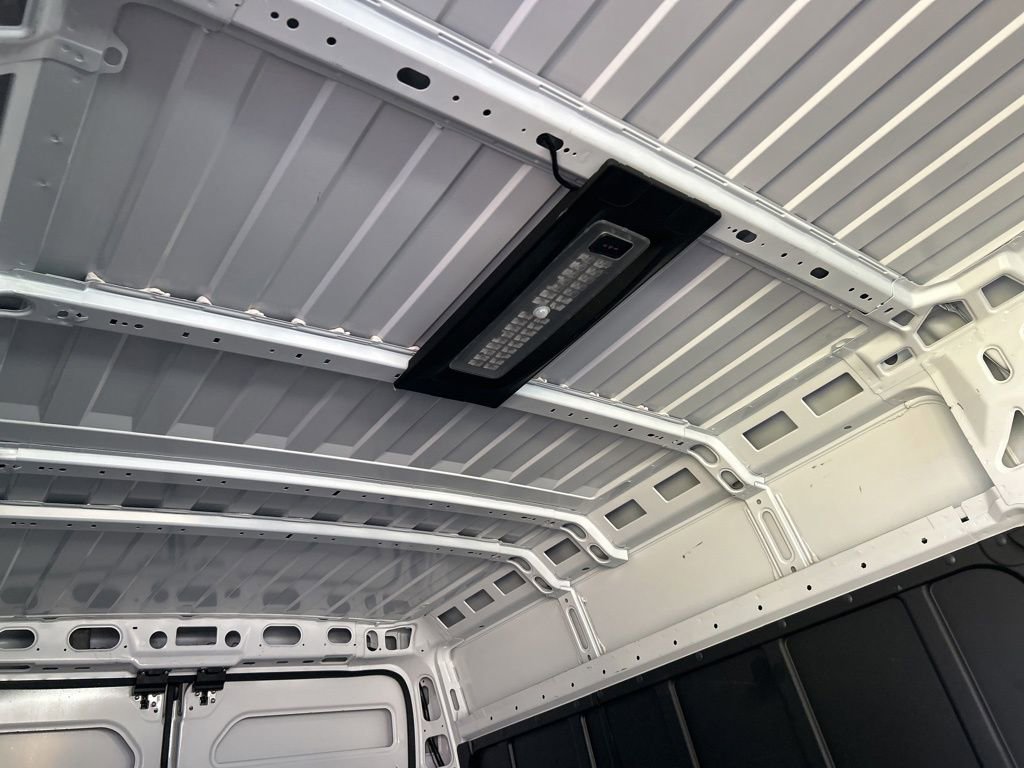 Used 2025 RAM ProMaster 2500 w/ Convenience Group FWD image 30
