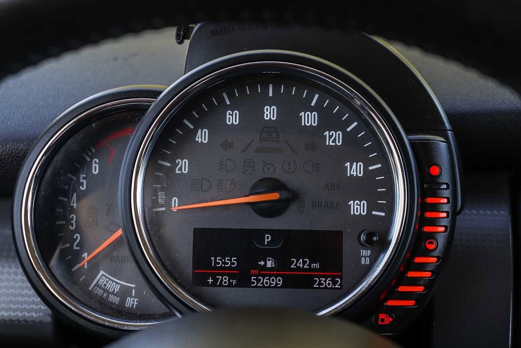 Used 2017 MINI Cooper 2-Door Hardtop FWD image 29