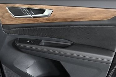 New 2026 Volkswagen Atlas SE image 9