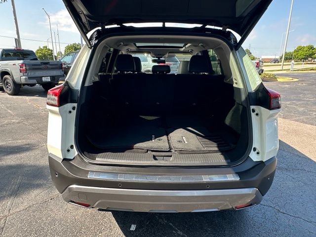 Certified 2023 Nissan Rogue SL w/ SL Premium Package AWD/4WD image 15
