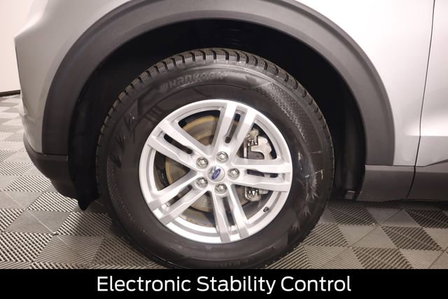 Used 2020 Ford Explorer XLT w/ Equipment Group 202A image 18