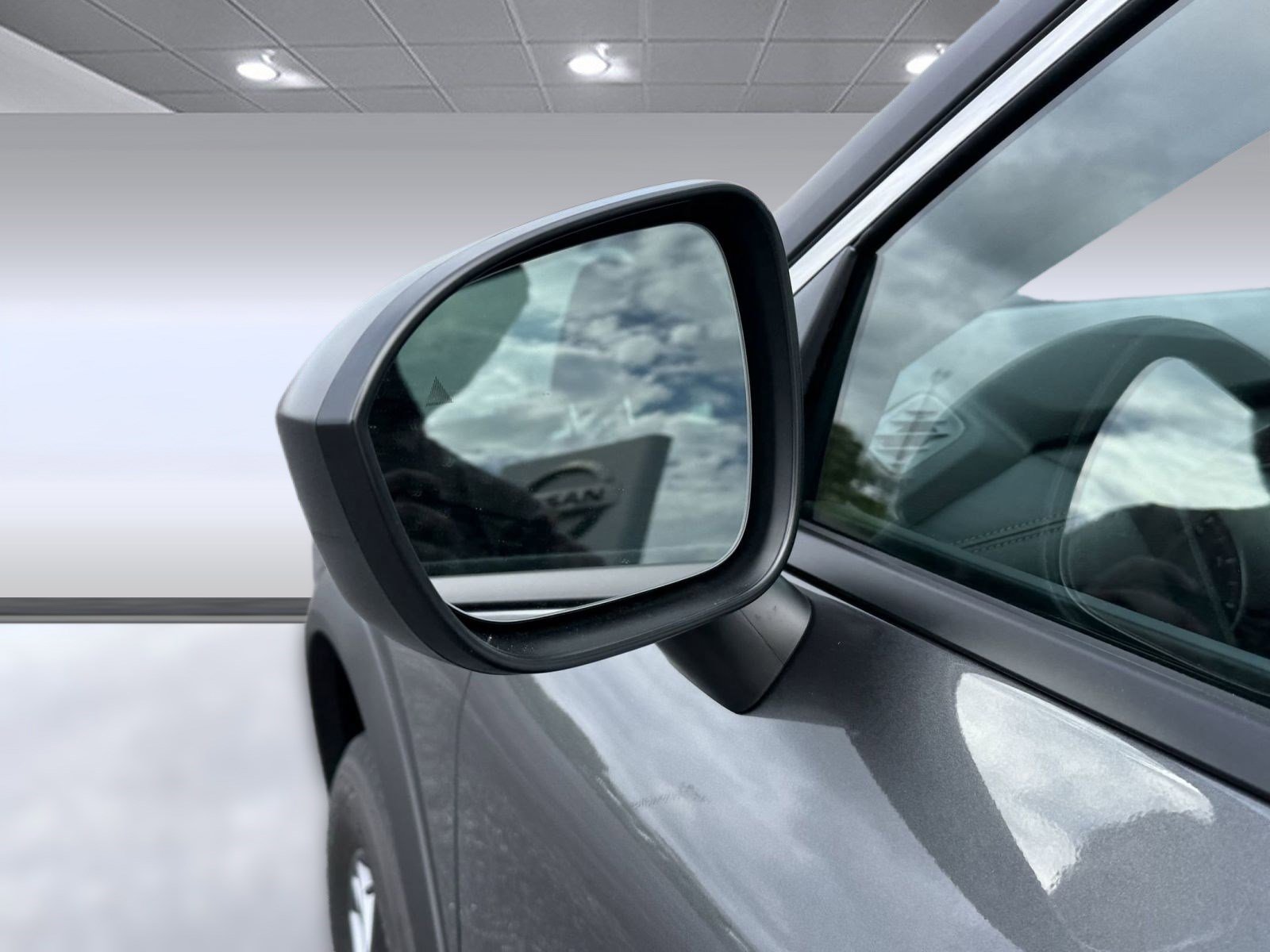 Certified 2026 Nissan Rogue S image 20