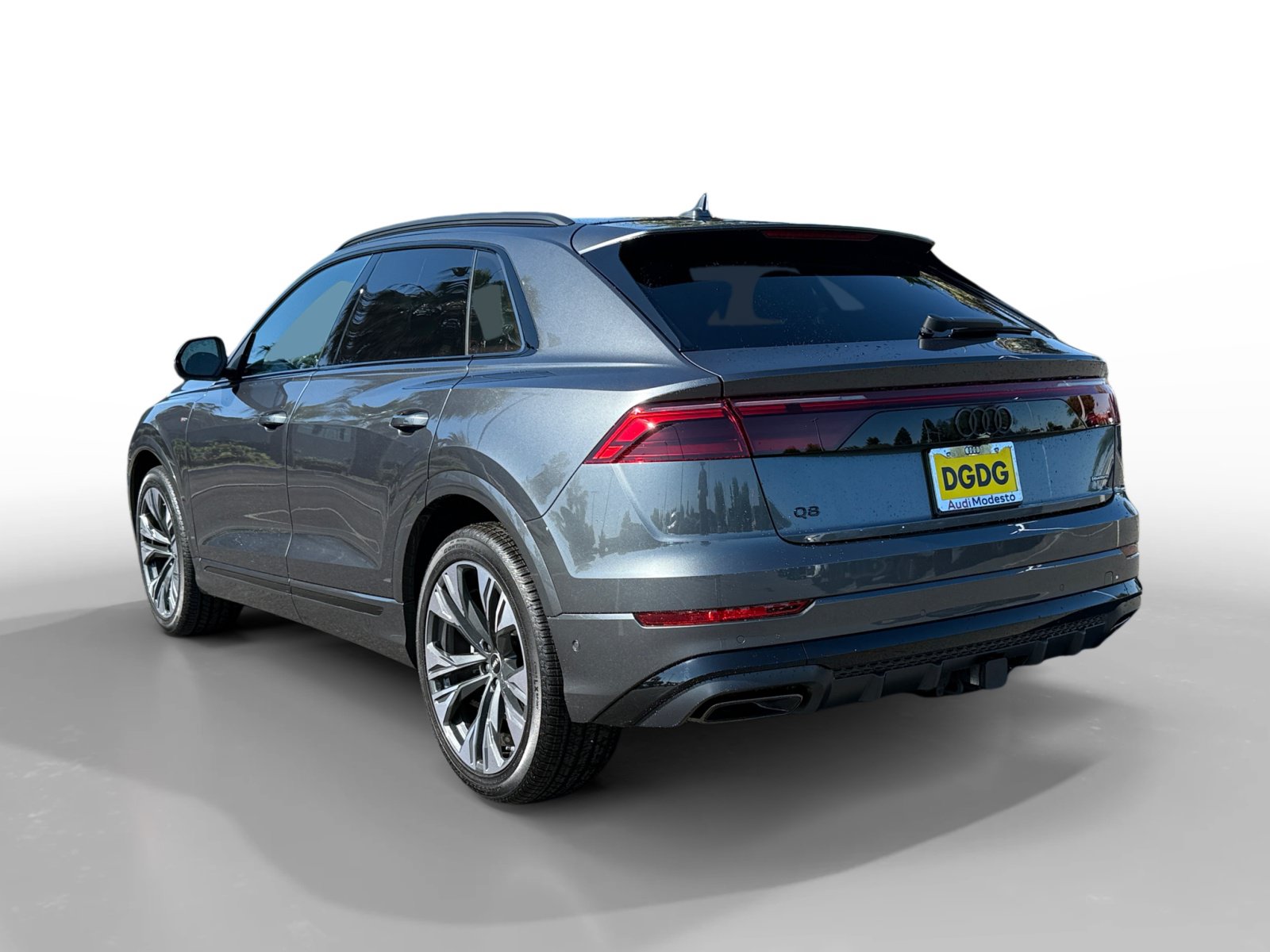 New 2026 Audi Q8 Premium Plus AWD/4WD image 3