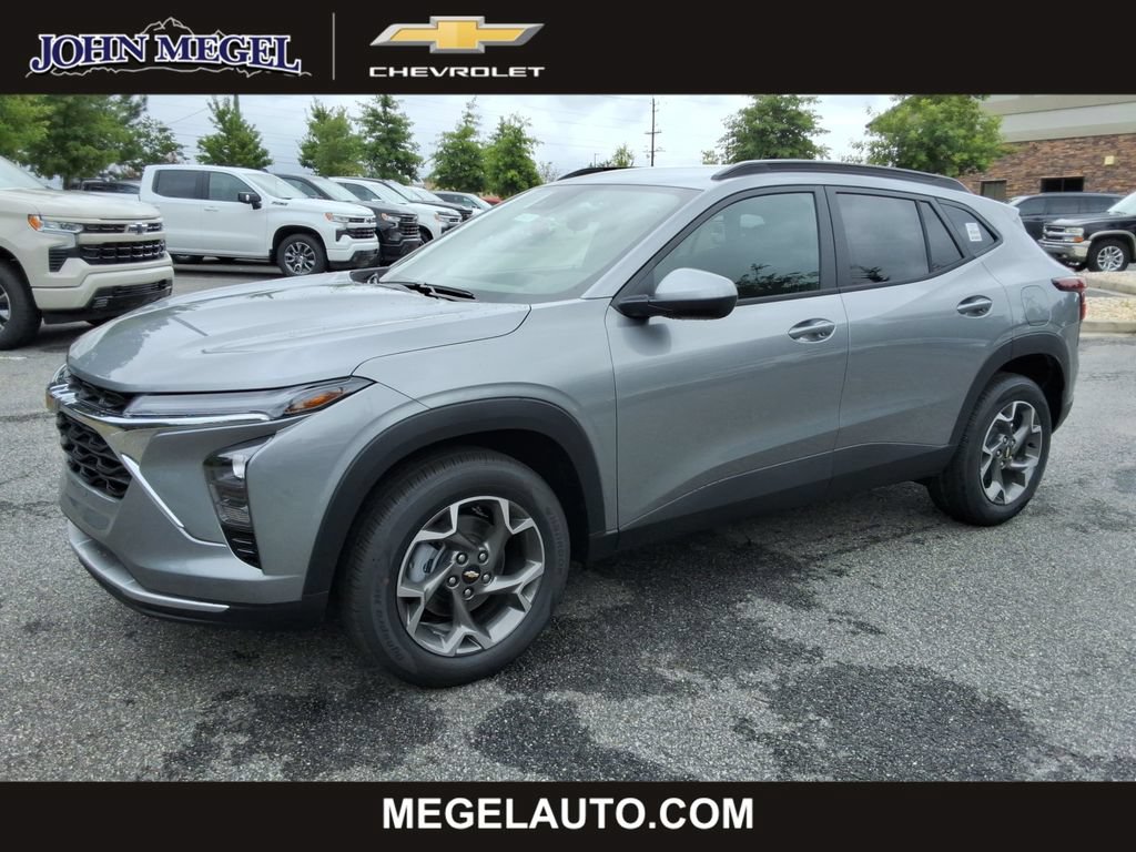 New 2026 Chevrolet Trax LT w/ Driver Confidence Package FWD image 1