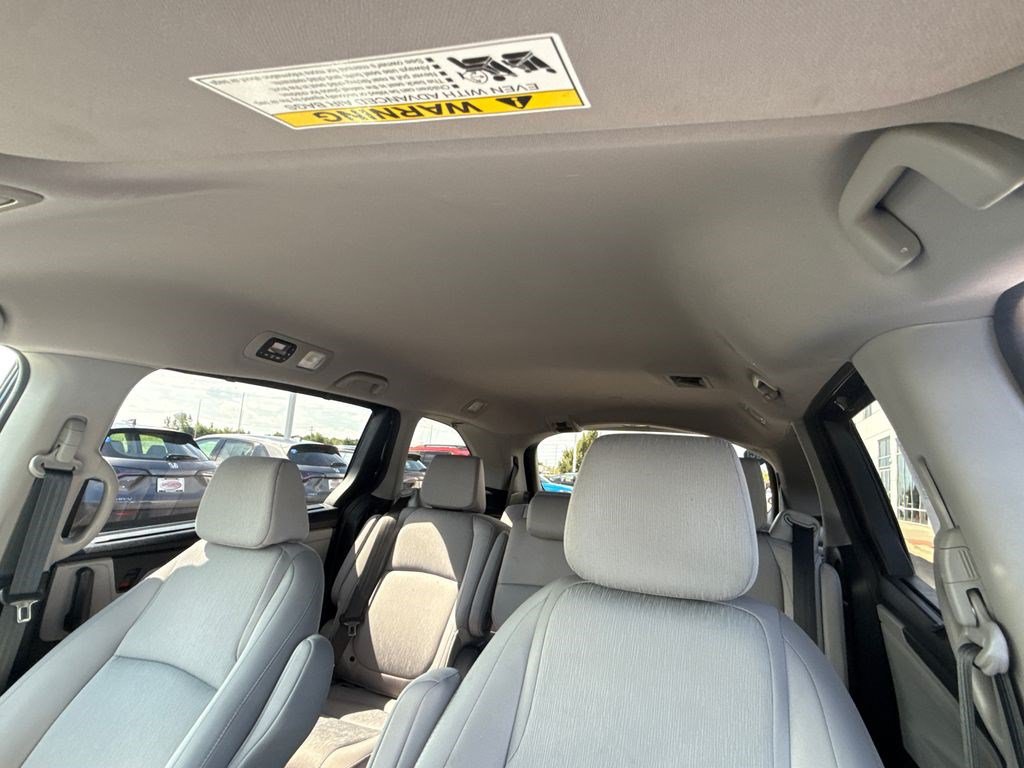 Certified 2022 Honda Odyssey EX image 21