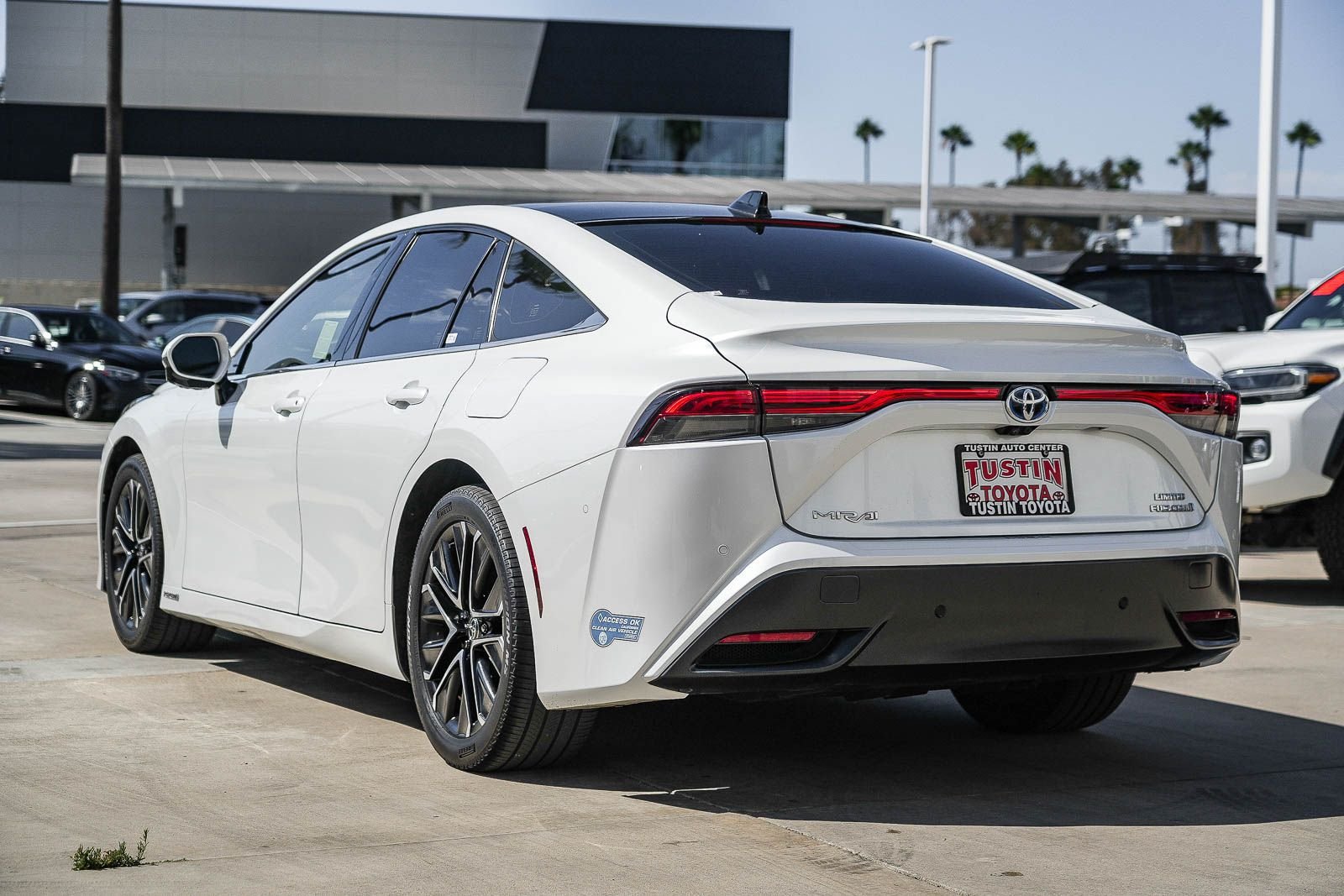 Certified 2021 Toyota Mirai RWD image 8