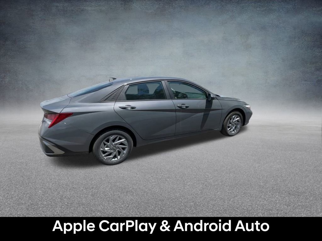 Certified 2025 Hyundai Elantra Hybrid FWD image 15