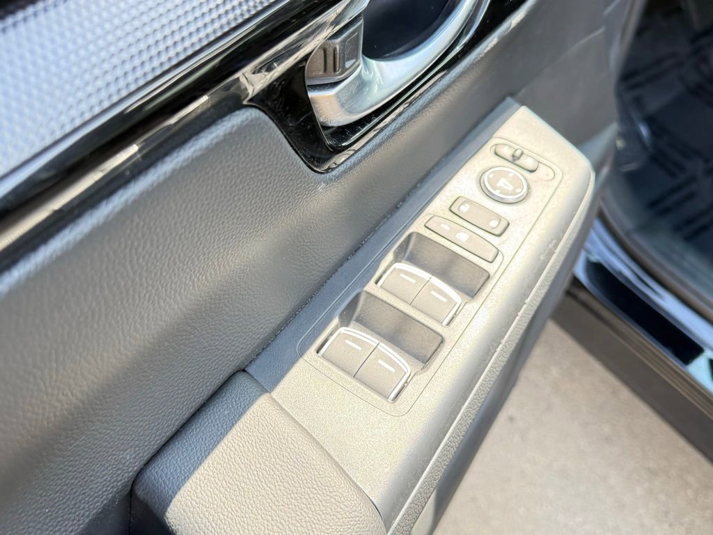 Used 2024 Honda CR-V EX-L image 15