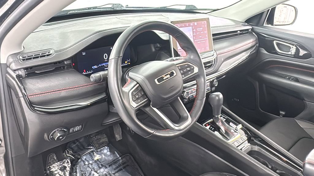 Used 2022 Jeep Compass Trailhawk w/ Trailhawk Elite Group image 37