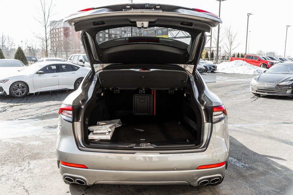 Used 2022 Maserati Levante GT image 37