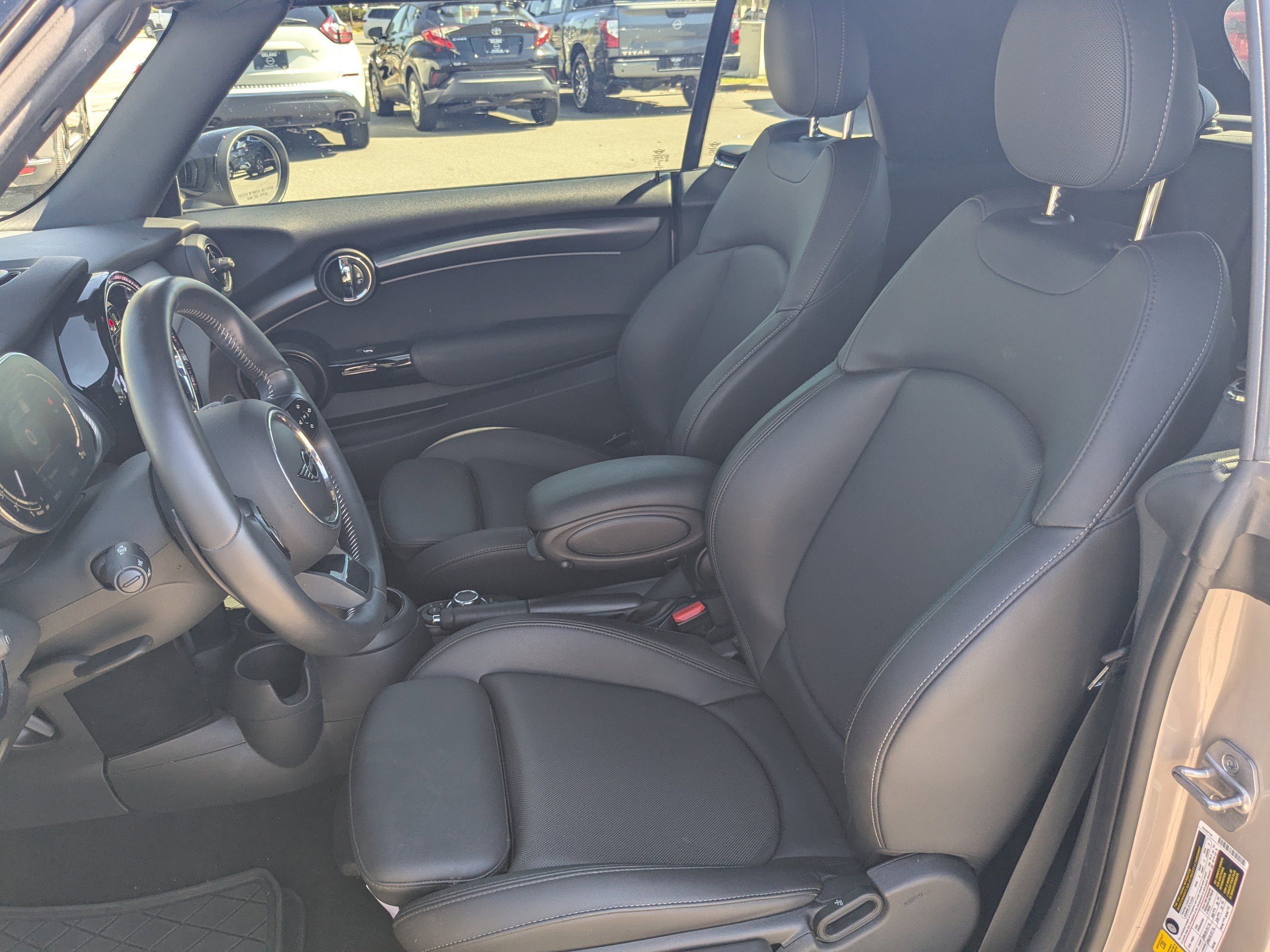 Used 2023 MINI Cooper S image 19