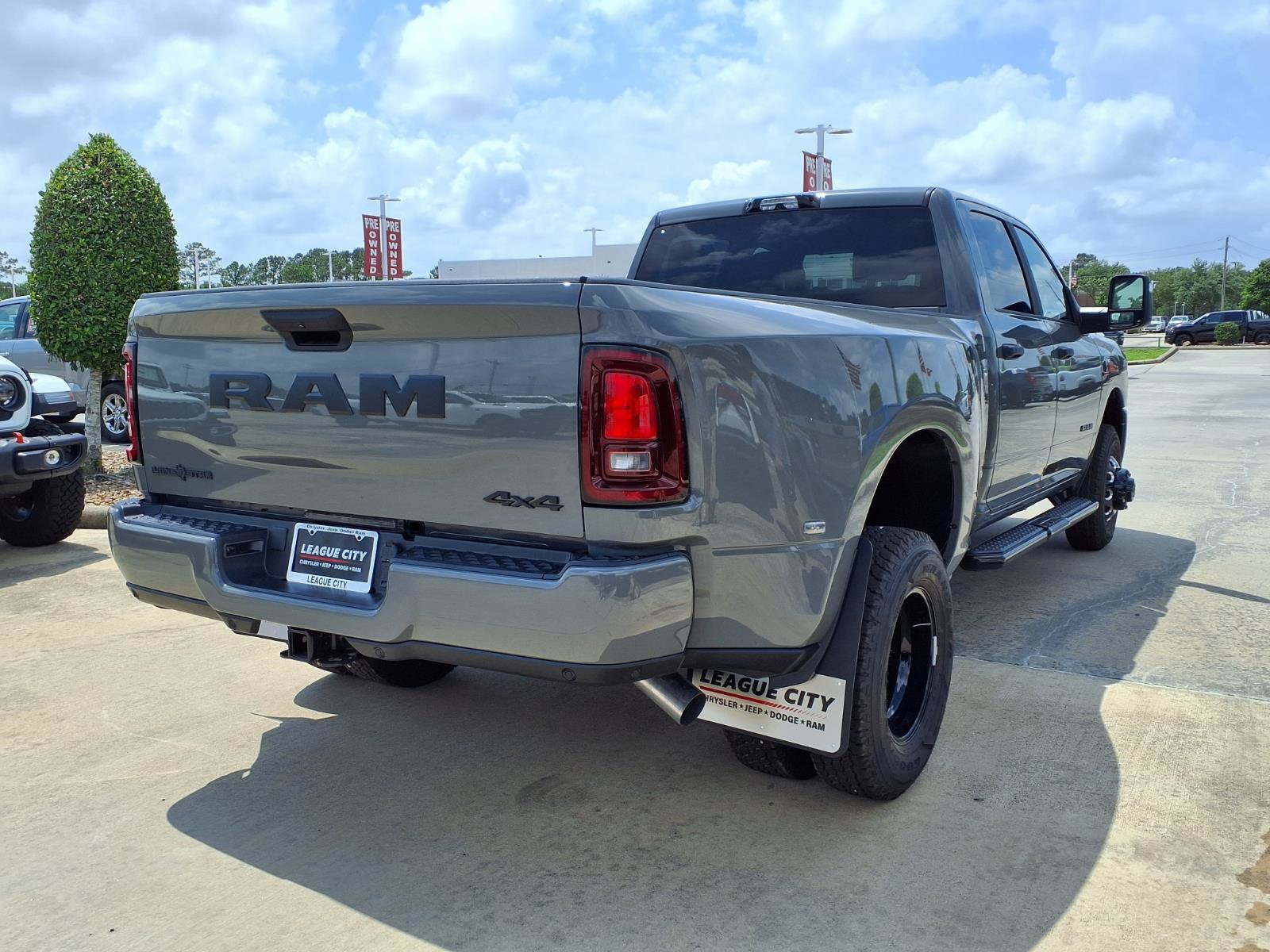New 2026 RAM 3500 Lone Star AWD/4WD image 4