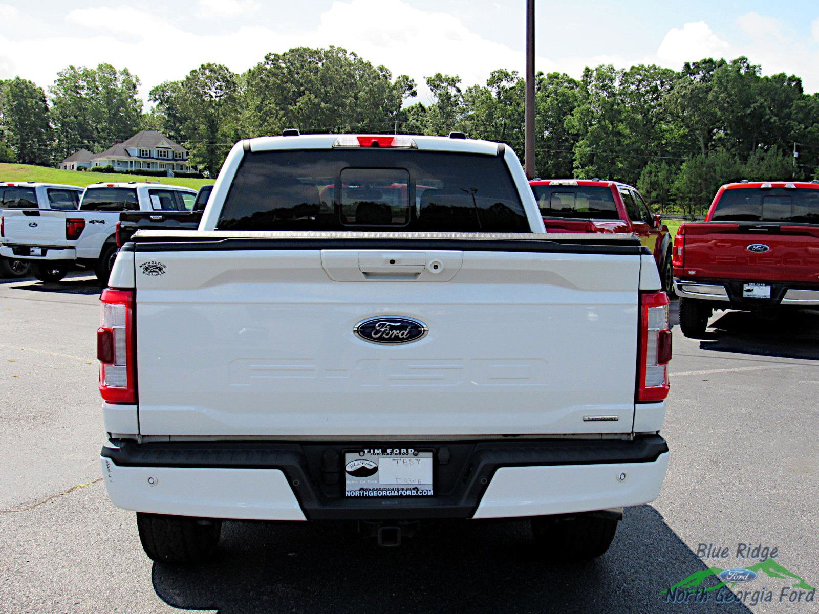 Used 2023 Ford F150 Lariat w/ Max Trailer Tow Package image 4