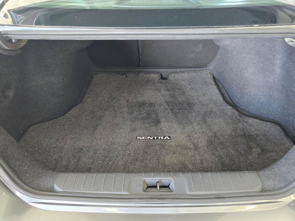 Used 2021 Nissan Sentra SV FWD image 15
