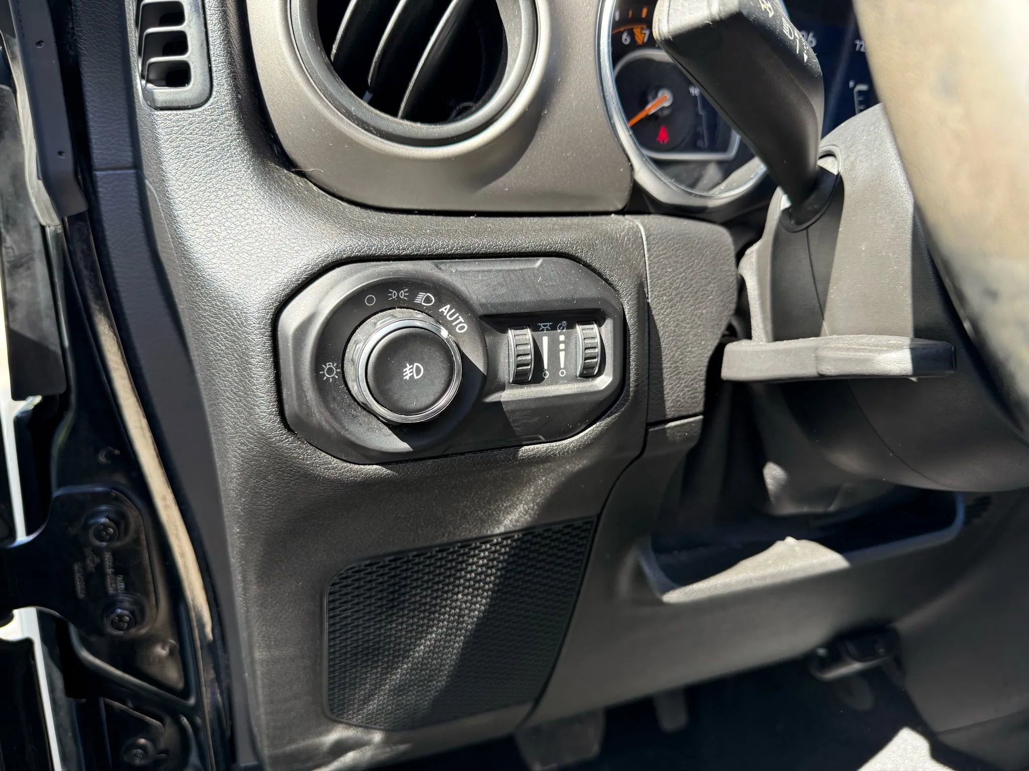 Used 2021 Jeep Wrangler Unlimited Sport image 19