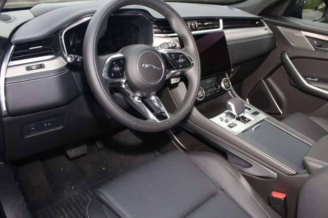 New 2026 Jaguar F-PACE R-Dynamic S image 14