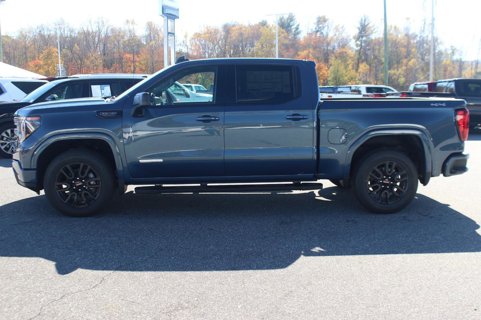 New 2026 GMC Sierra 1500 Elevation w/ Preferred Package image 4