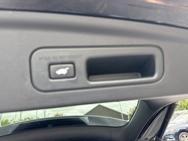 Used 2022 Acura MDX SH-AWD image 16