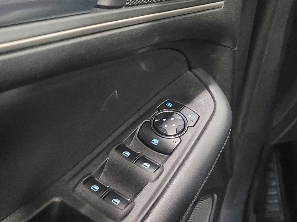 Used 2024 Ford Edge SEL image 27