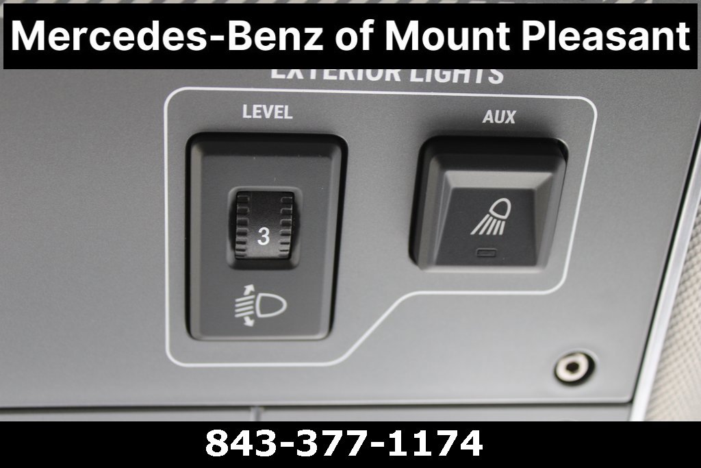 Used 2024 INEOS Grenadier Base image 56