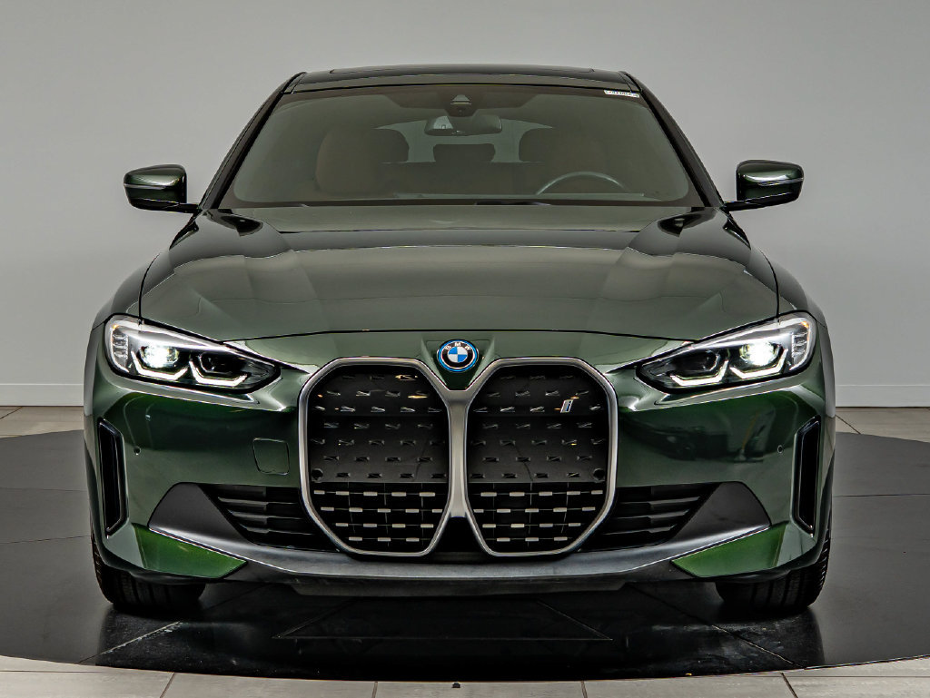 Used 2023 BMW i4 eDrive35 w/ Premium Package RWD image 2