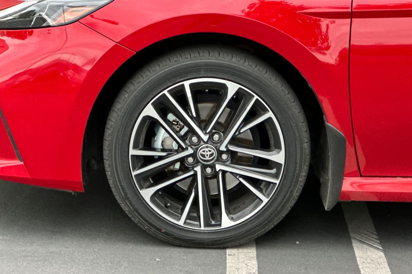 Certified 2025 Toyota Camry XLE AWD/4WD image 30