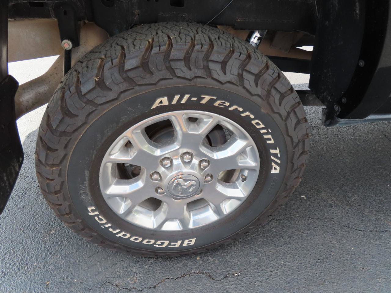 Used 2022 RAM 2500 Laramie AWD/4WD image 18