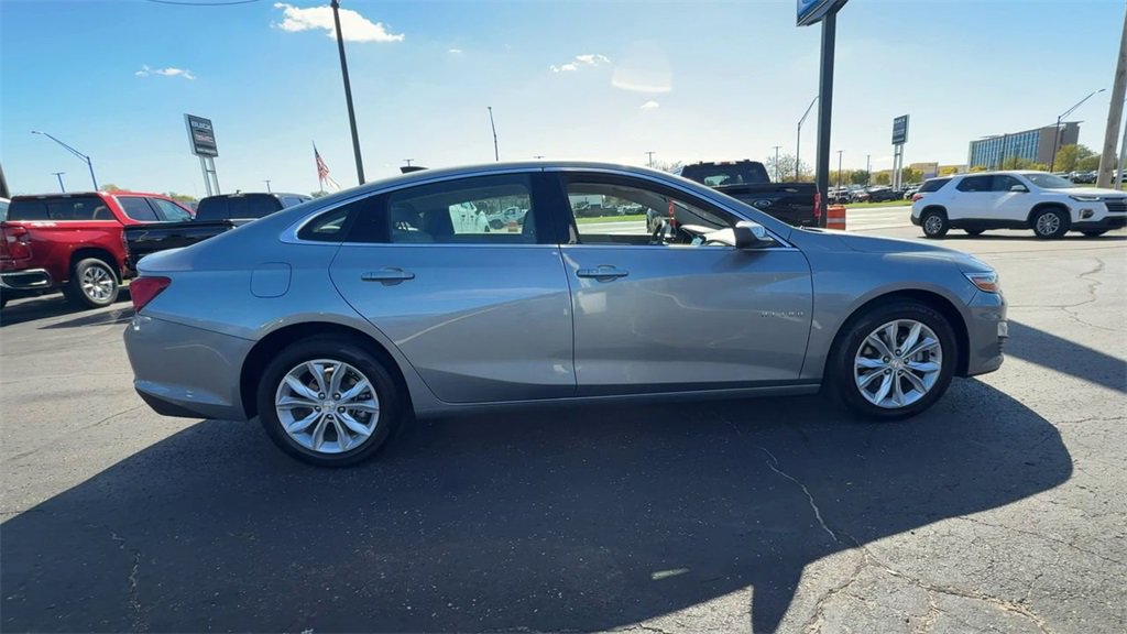 Used 2025 Chevrolet Malibu LT image 9