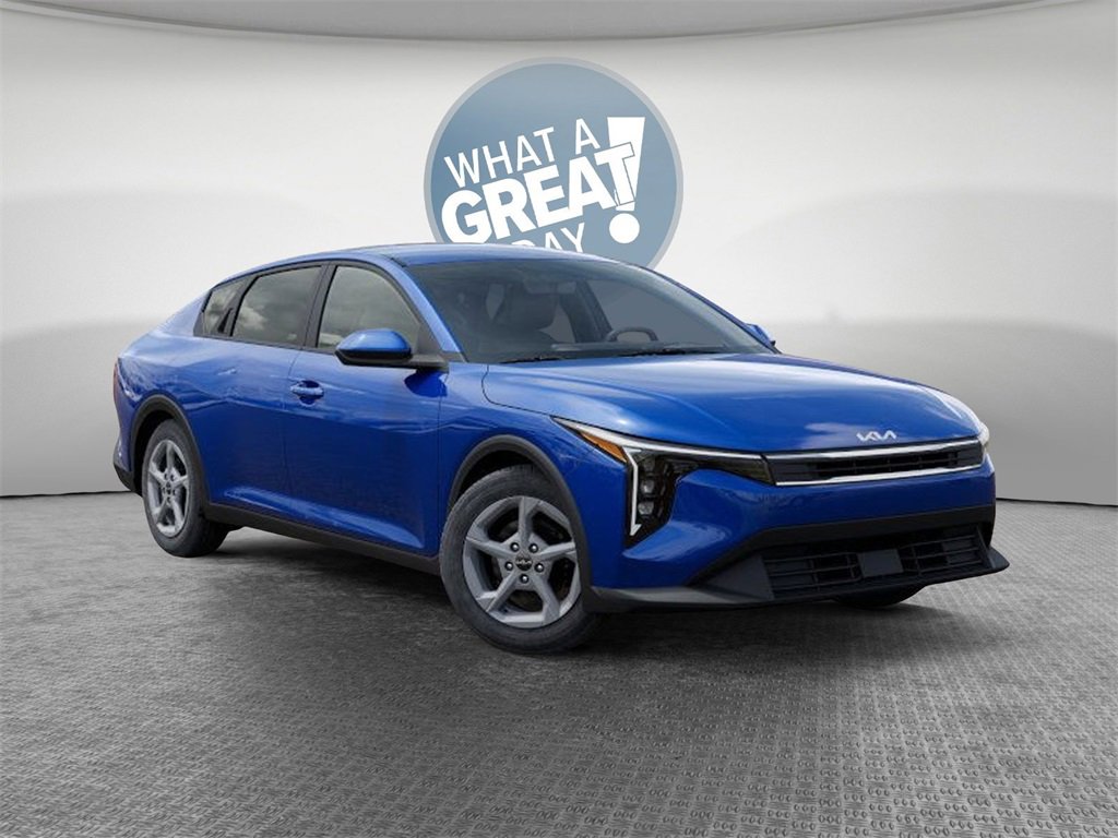New 2025 Kia K4 LXS image 8