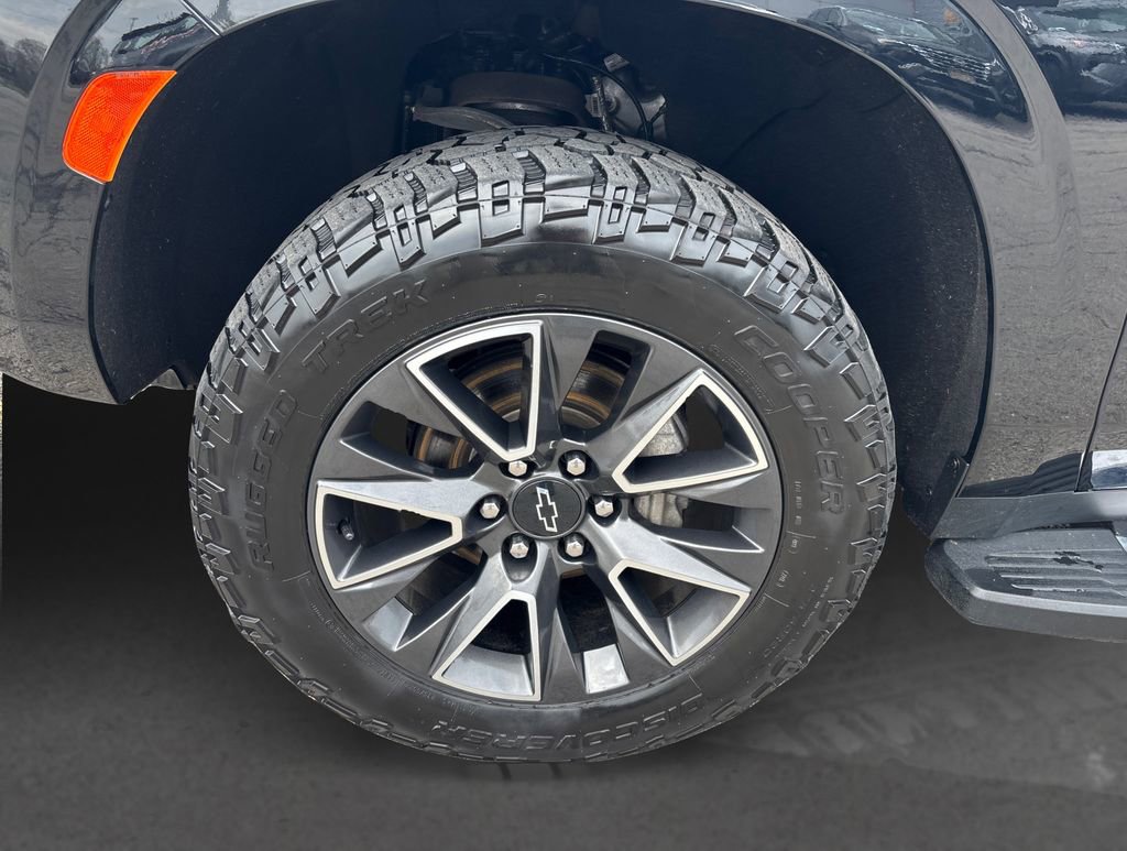 Used 2022 Chevrolet Tahoe Z71 w/ Off-Road Capability Package image 12