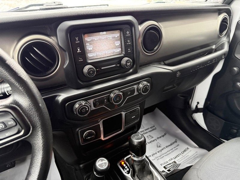 Used 2018 Jeep Wrangler Unlimited Sport image 25