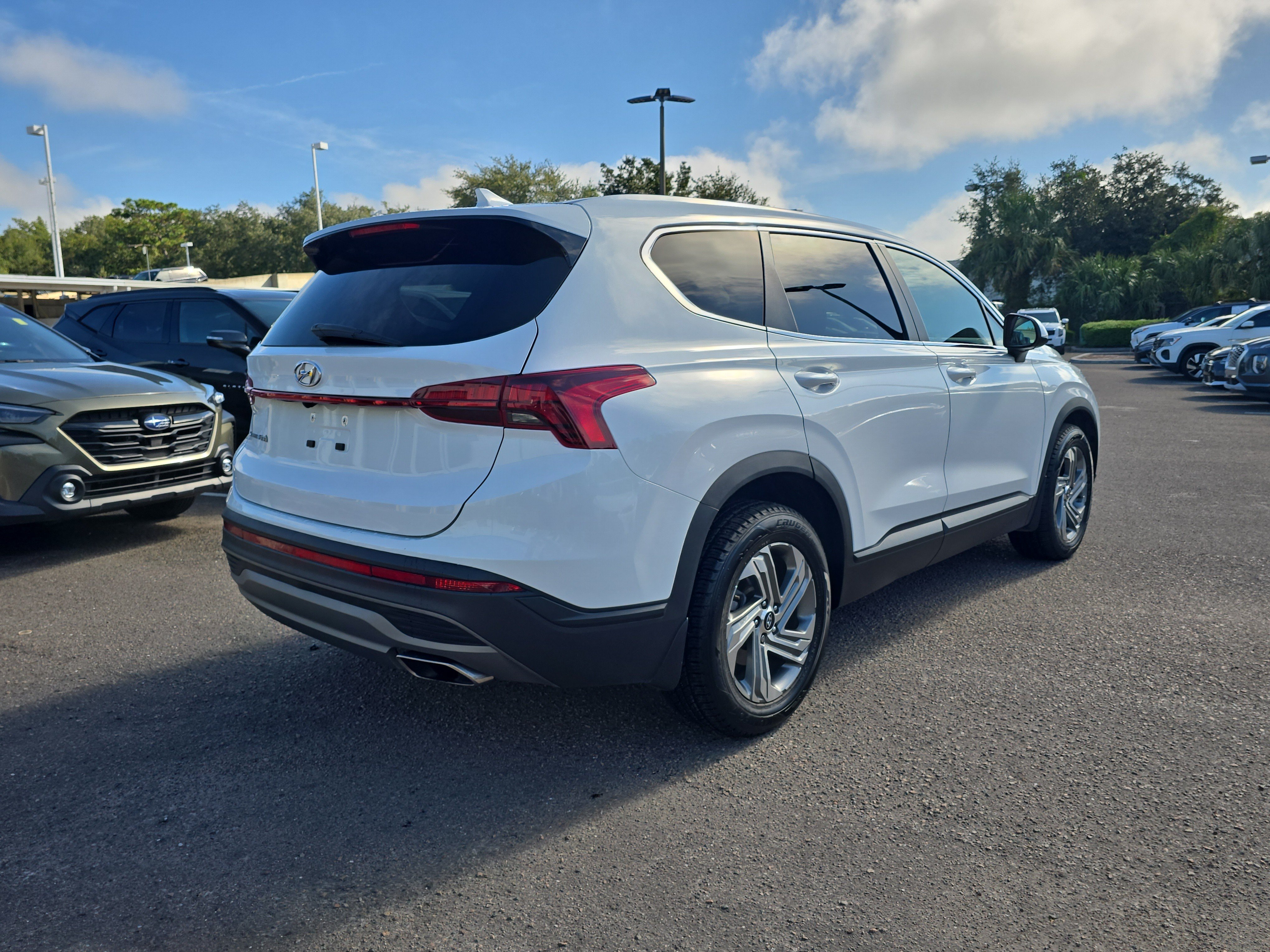 Used 2021 Hyundai Santa Fe SE FWD image 8